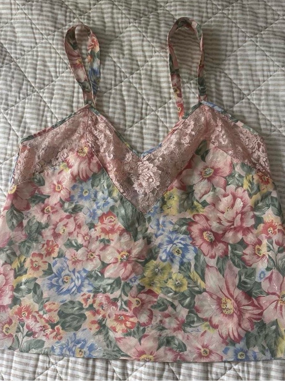 Vintage VS Floral Lace Trim Pink Multi Satin Cami Top